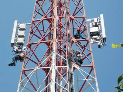 ComPlus Inc.  Communications Tower Installation, Repair, and Antenna  Servicing